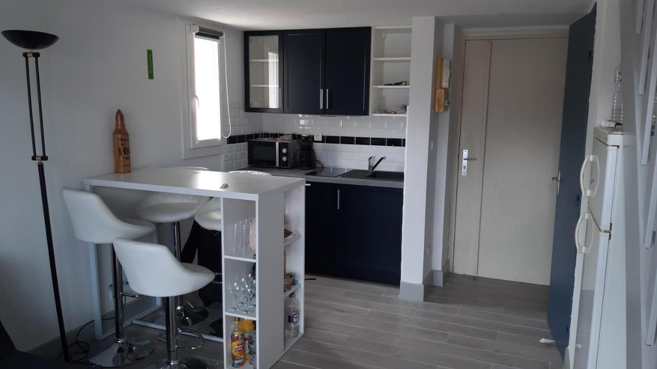 Appartement T2 "Les Estivales" Proche Village Naturiste Agde Buitenkant foto
